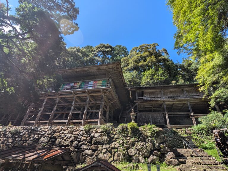美濃の清水寺【日龍峯寺 高澤観音】歴史と豊かな自然が息づく岐阜の古刹